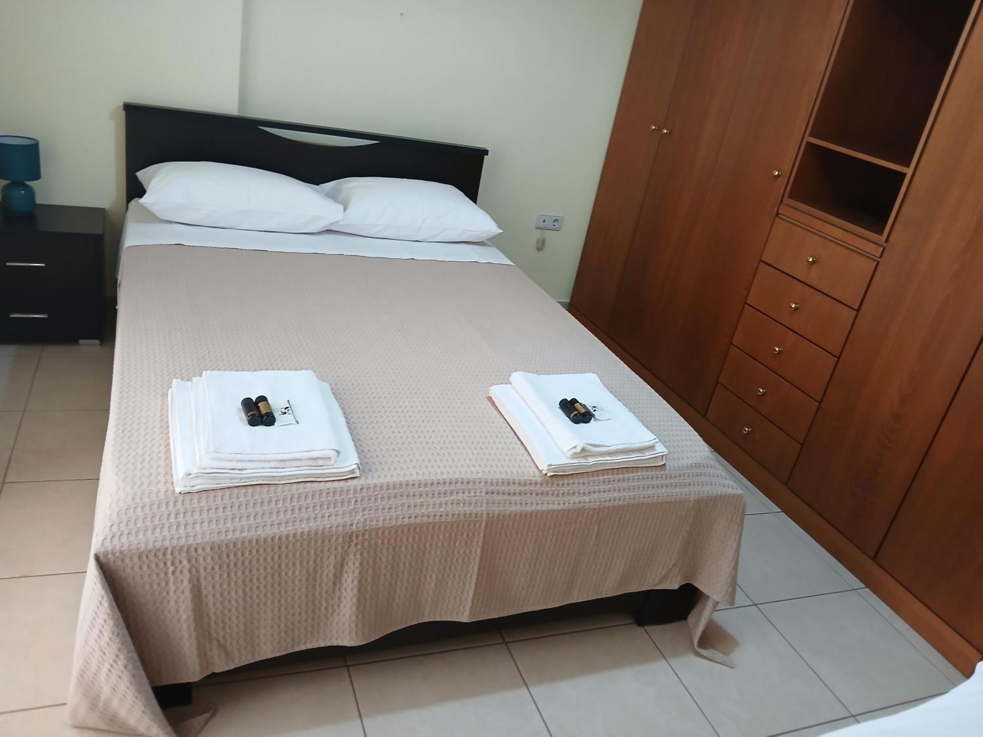 Apartment Ananias House *